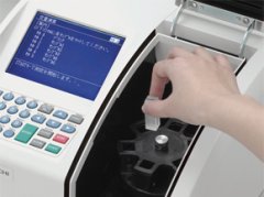 比例光束分光光度計(jì)U-5100